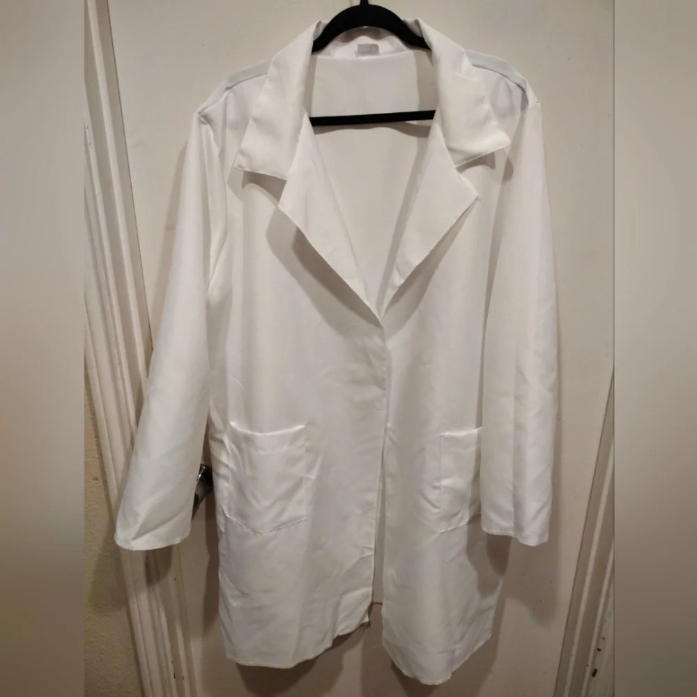 Spirit Halloween Plus Adult One Size White Lab Coat-Halloween Cosplay Dress Up